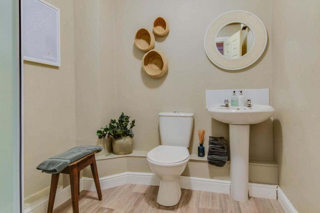 The Malthouse - Naturally Styled Central Apartment Cirencester Exterior foto